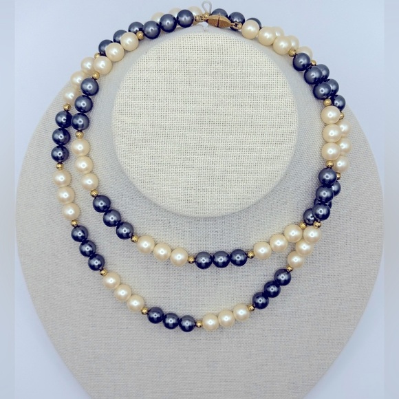 MONET CREAM FAUX PEARL HEMATITE BEAD NECKLACE GOLD TONE - Picture 3 of 5